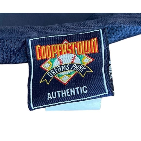 Medium Cooperstown Dreams Park Authentic Pull Over Baseball Warm Up Men's Shirt - Picture 9 of 10